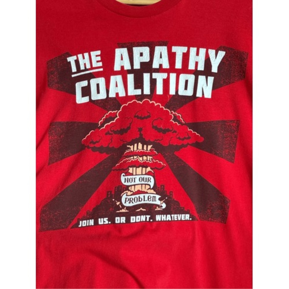 American Apparel Apathy Coalition Tee‎ XL Red Satire Graphic Meme Core USA Shirt - Picture 2 of 12